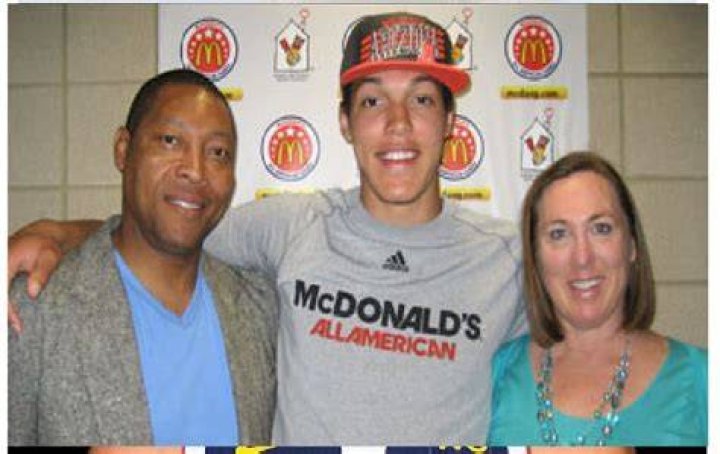 Aaron Gordon Parents Ed Gordon, Shelly Davis Gordon, Siblings