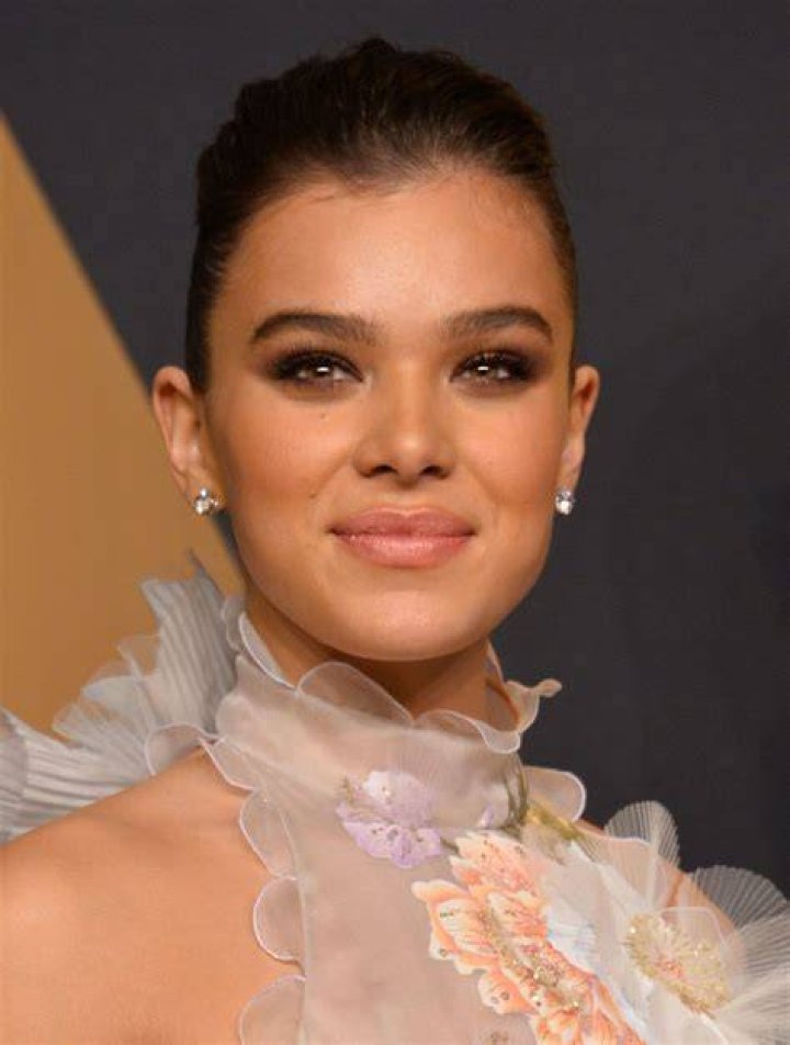 actress Hailee Steinfeld