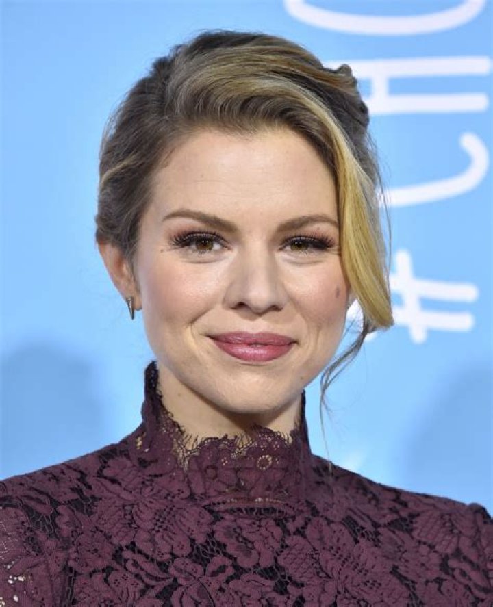 Ali Liebert Bio, Age, Height, Married, Net Worth