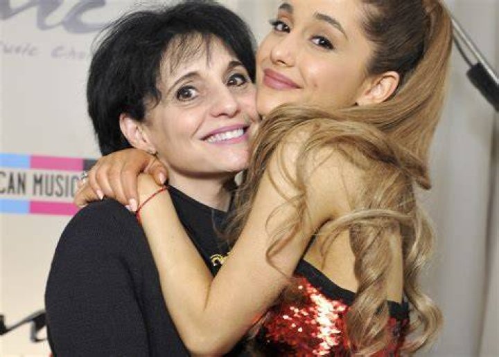 Ariana Grande and Her Mom's Cutest Moments POPSUGAR Celebrity UK Photo 11