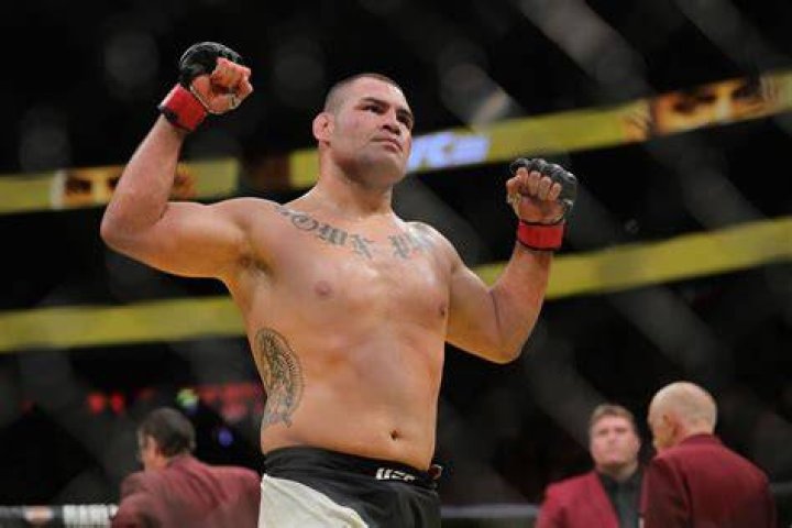 Cain Velasquez Net Worth 2022, Salary, Wife, Tattoo, Bio Wiki