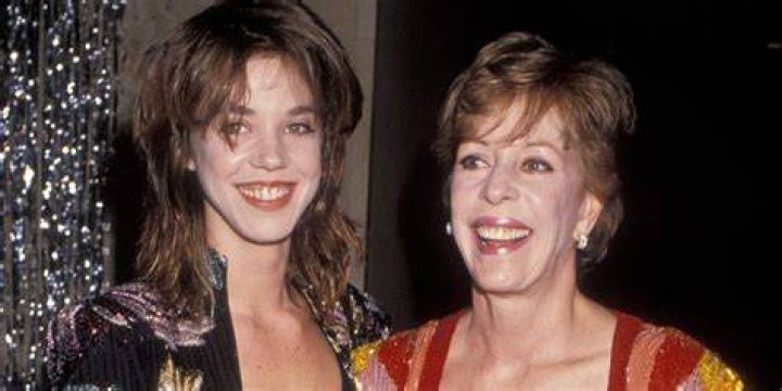 Carol With Her Daughter Carrie Hamilton Credit Ralph Dominguez/MediaPunch Stock Photo