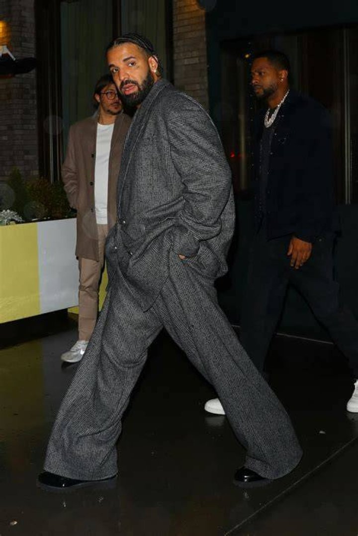 Drake Outfits The Best Outfits of All Time Sportal World Sports News