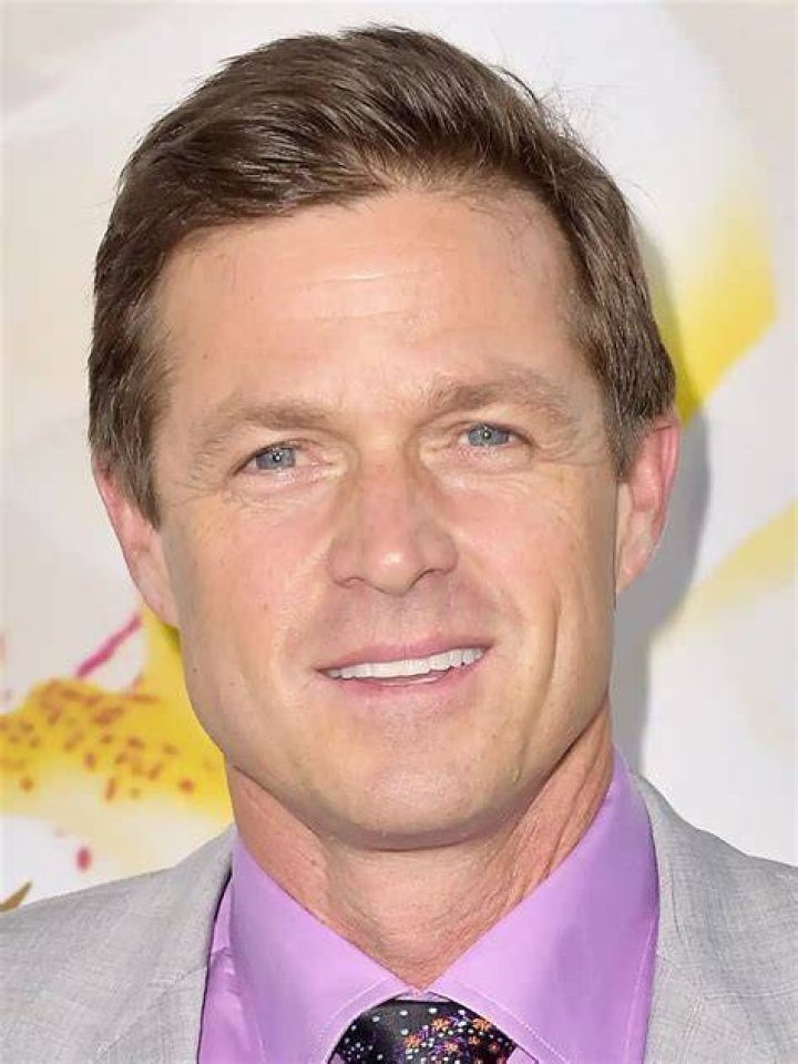 Eric Close Facts, Bio, Career, Net Worth AidWiki
