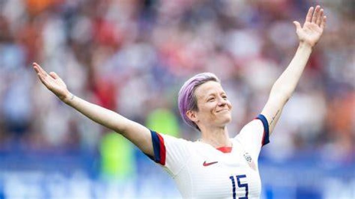 Fact check Megan Rapinoe didn't stomp flag, isn't Subway spokesperson