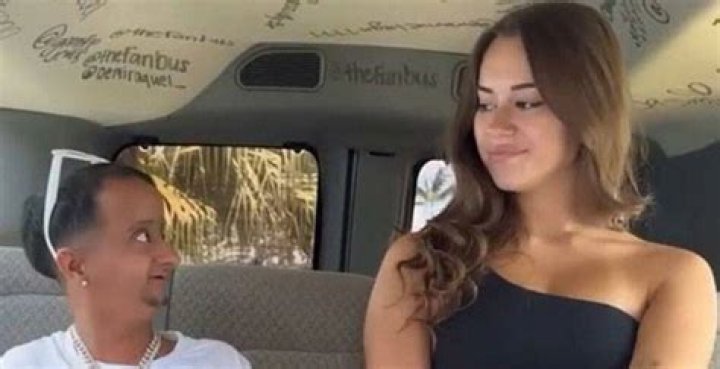 Fan Bus Onlyfans Leaked Photos And Videos On Twitter Reddit & Telegram