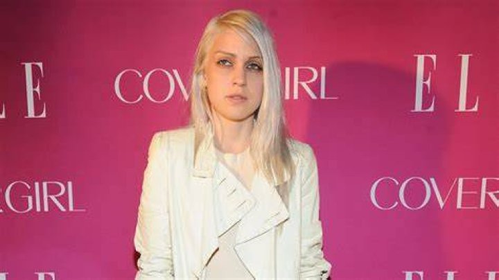 Fashion Designer Katie Gallagher Found Dead Police Investigate Cause