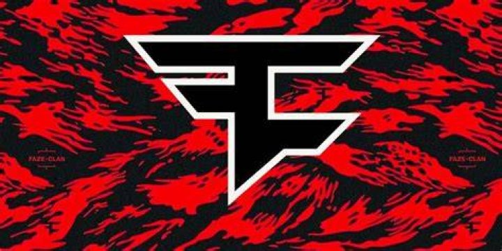 FaZe Clan Coowner Nickmercs and Barstool Founder Dave Portnoy Spotted