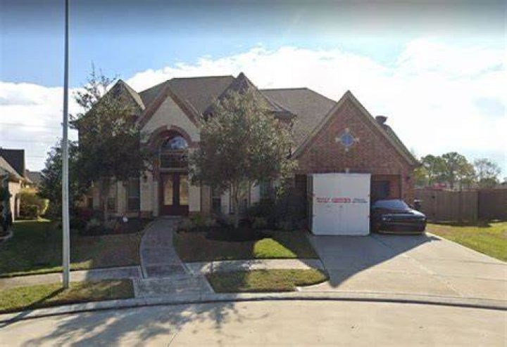 Jadeveon Clowney house Where does Jadeveon Clowney live?