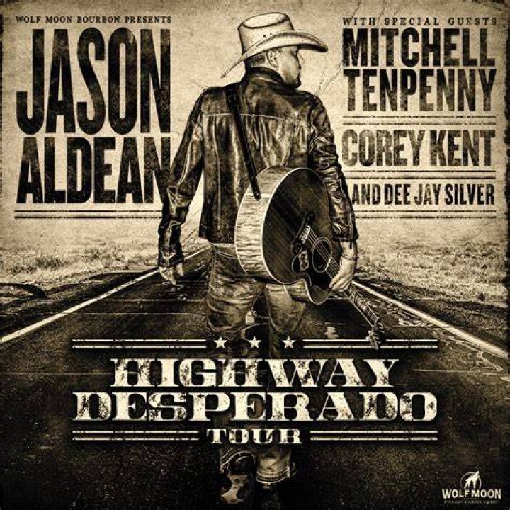 Jason Aldean's Wife Rocks Dolly Parton Outfit and Dolly Loves It