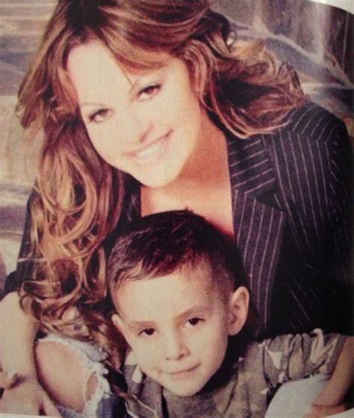 Jenni and her youngest son Johnny 💕 Jenni rivera, Jenny, People