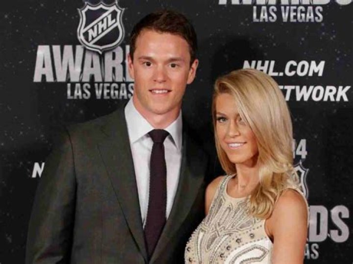 Jonathan Toews Net Worth 2024: Bio, Wiki, And Wealth Breakdown