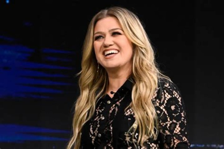 Kelly Clarkson says she was 'blindsided' by 'toxic' work environment