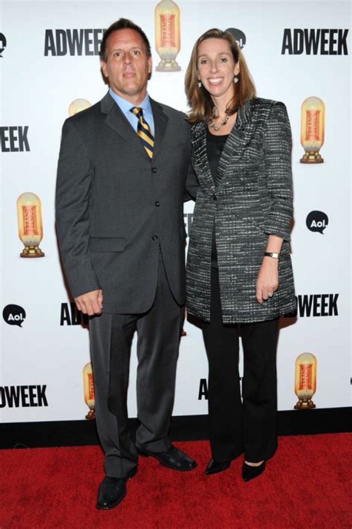 Lauren Hobart Net Worth Husband Famous People Today