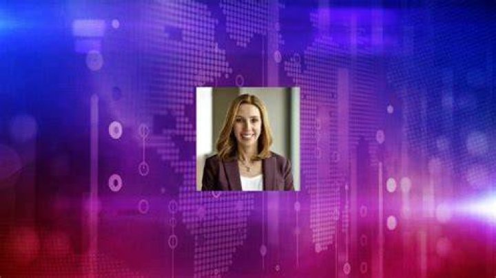 Lauren Hobart Wikipedia, Salary, Net Worth, Husband, Family