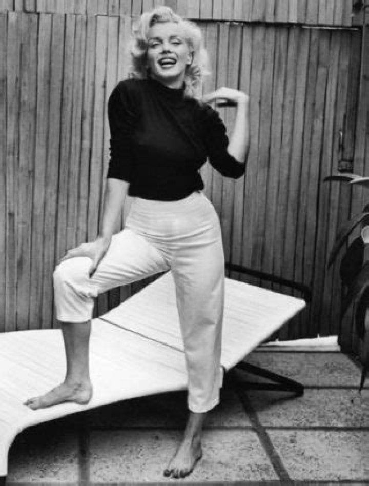 Marilyn Monroe`s height, weight, age and body measurements