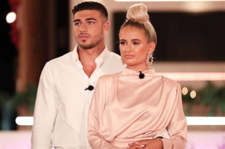 MollyMae Hague and Tommy Fury to star in new Netflix documentary as