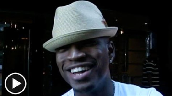 Ne-Yo -- Nerds Get Laid More Than Politicians
