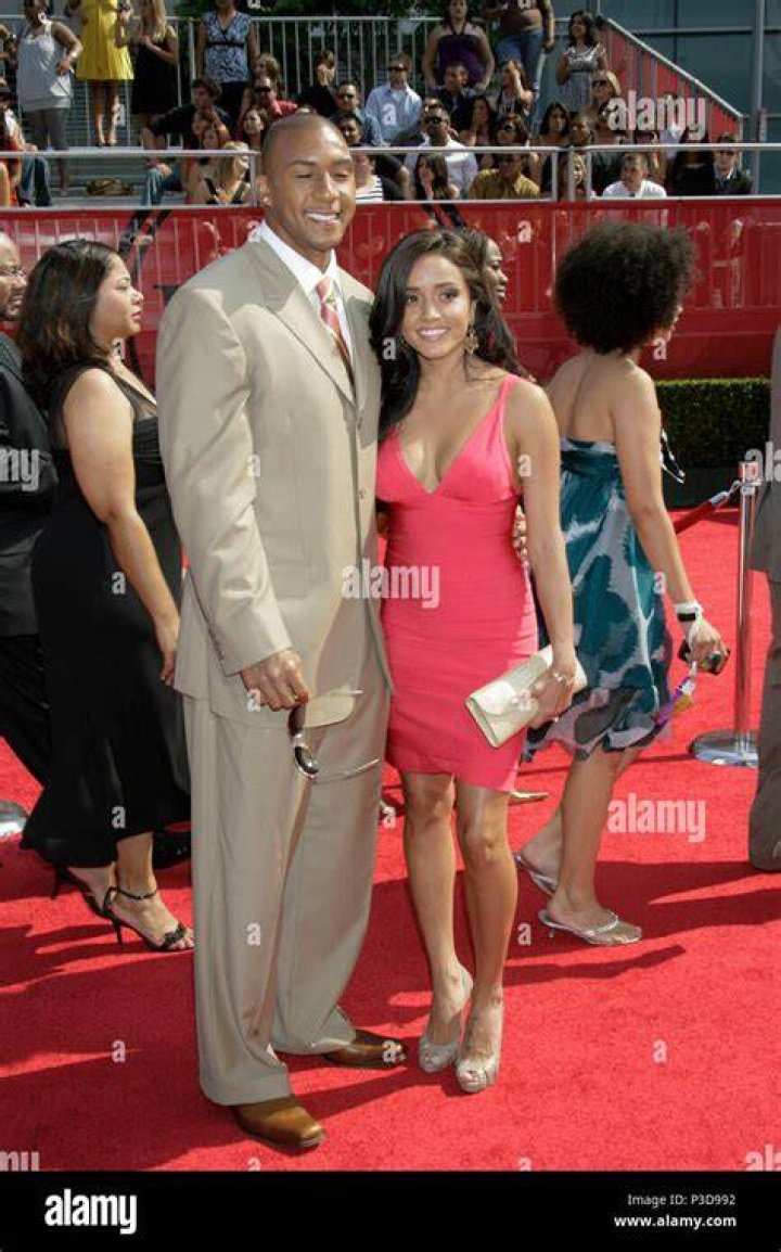 NFL football player Kellen Winslow, Jr. and his wife, Janelle arrive at