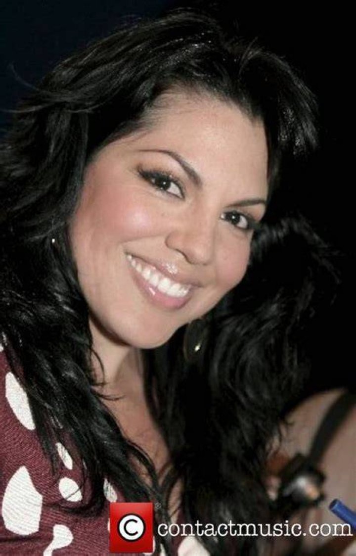 Pin em Sara Ramirez on Set Season 12