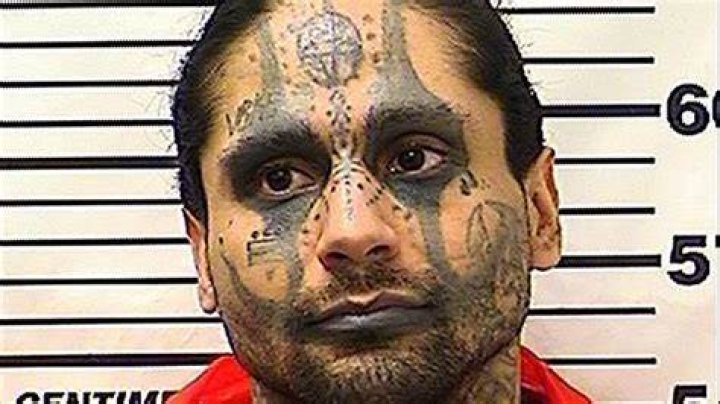Report guards didn't notice after killer beheaded cellmate KBAK