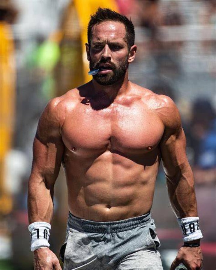Rich Froning Extends His Legacy to 10 CrossFit Games Titles (4