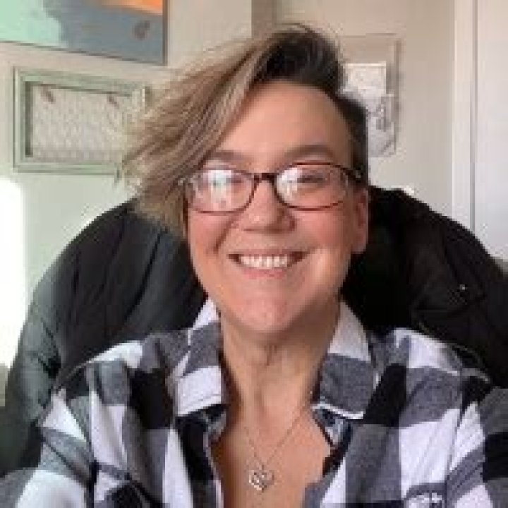 Robin Whittle Hairstylist Clary Sage College LinkedIn