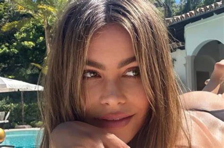 Sofia Vergara Scrolller