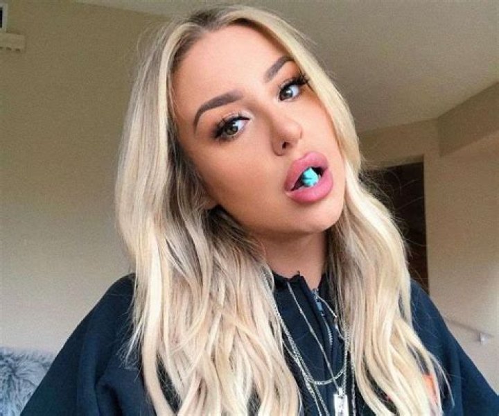 Tana Mongeau Biography Facts, Childhood, Family Life & Achievements