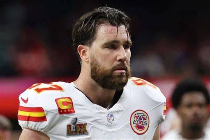 Travis Kelce's Ex Kayla Nicole Unfollows Brittany & Patrick Mahomes