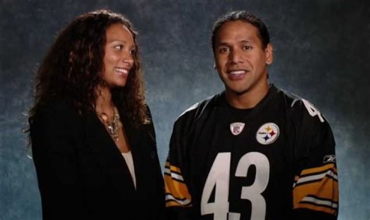 Troy Polamalu 2023 Wife, net worth, tattoos, smoking & body facts Taddlr