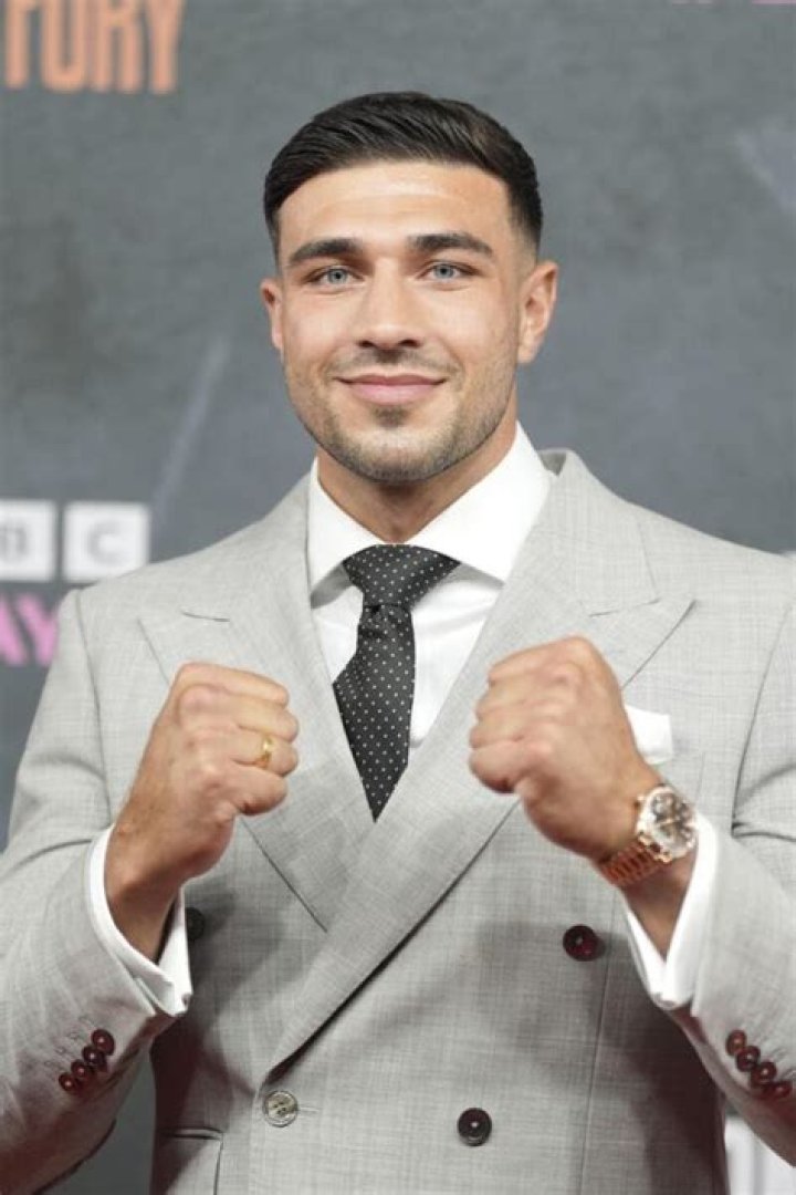 Who are Tommy Fury's parents mum Chantal and dad John? The Irish Sun