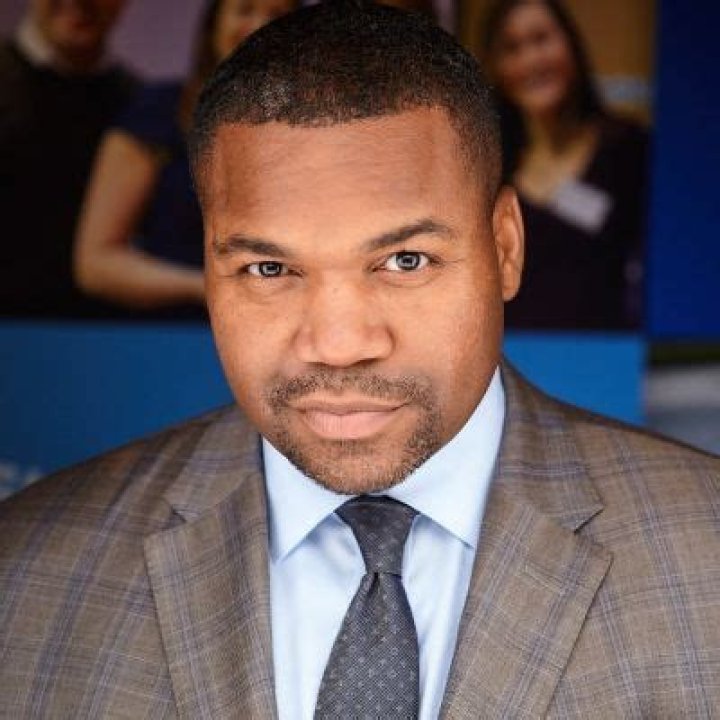 Why Did He Leave WFAA 8 Dallas? Salary Explore
